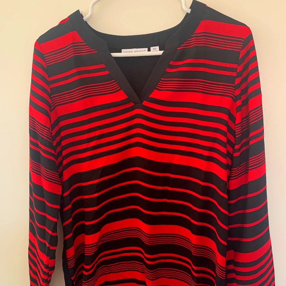 Suzan Graver, Black and Red Tunic Top, Size XXS